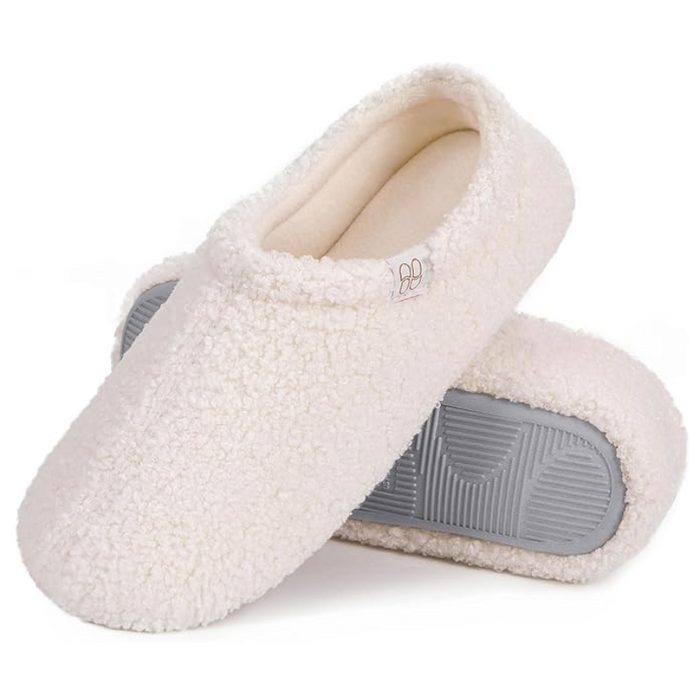 Comfortable Indoor Slippers For Everyday Use With Soft Plush Design