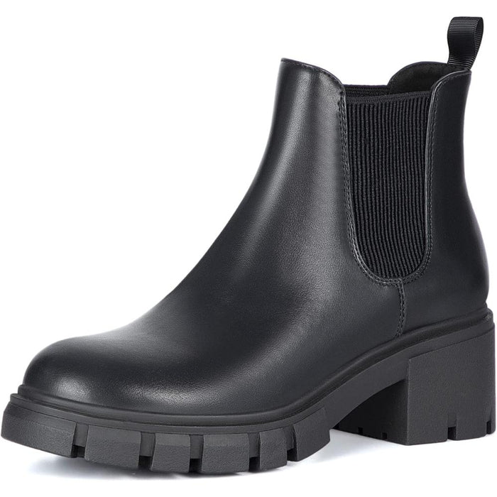 Versatile Chelsea Minimalist Look Boots