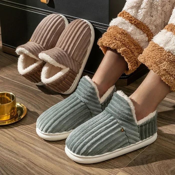 Quilted Pattern Solid Color Slippers