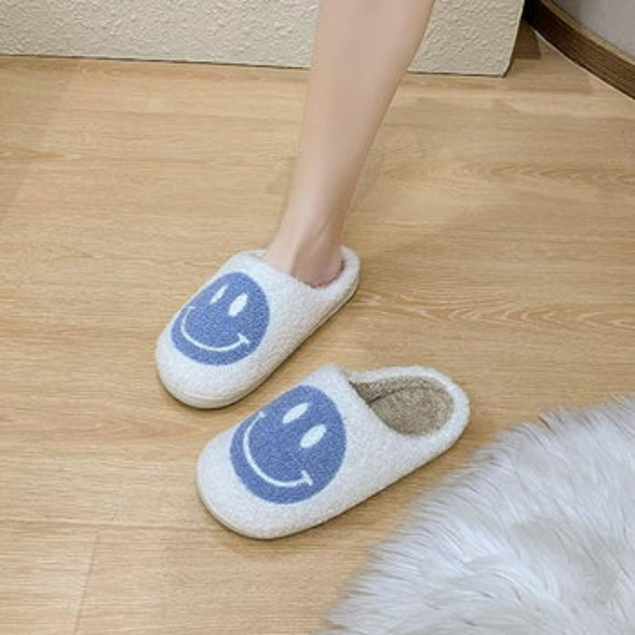 Fluffy Smile Pattern Slippers