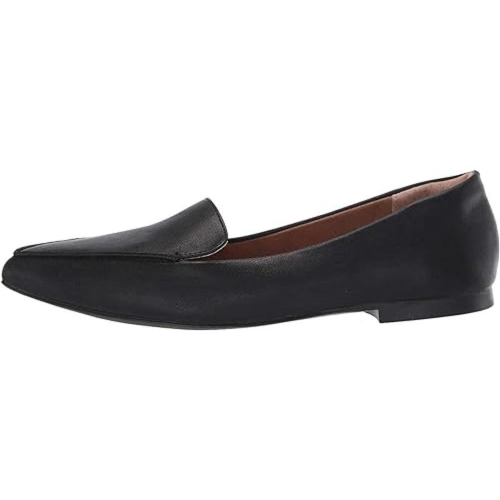 Women Sleek Leather Loafer