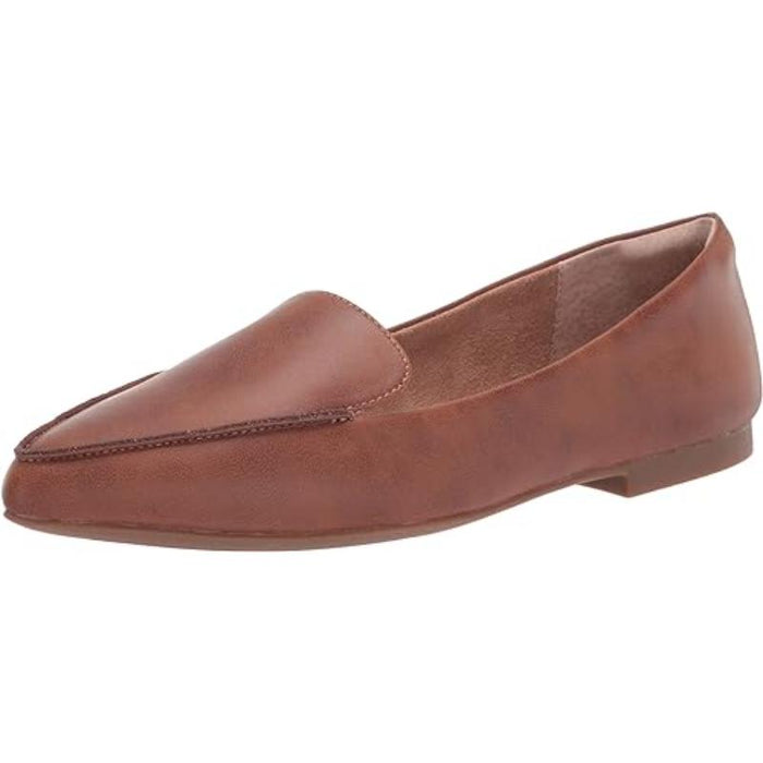 Women Sleek Leather Loafer